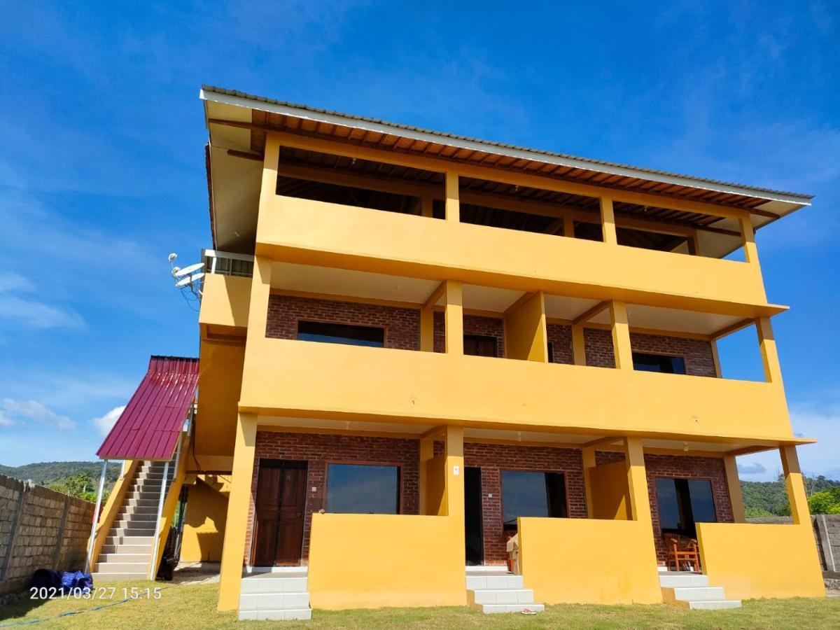 Lakey Peak B And B Huu Exterior photo
