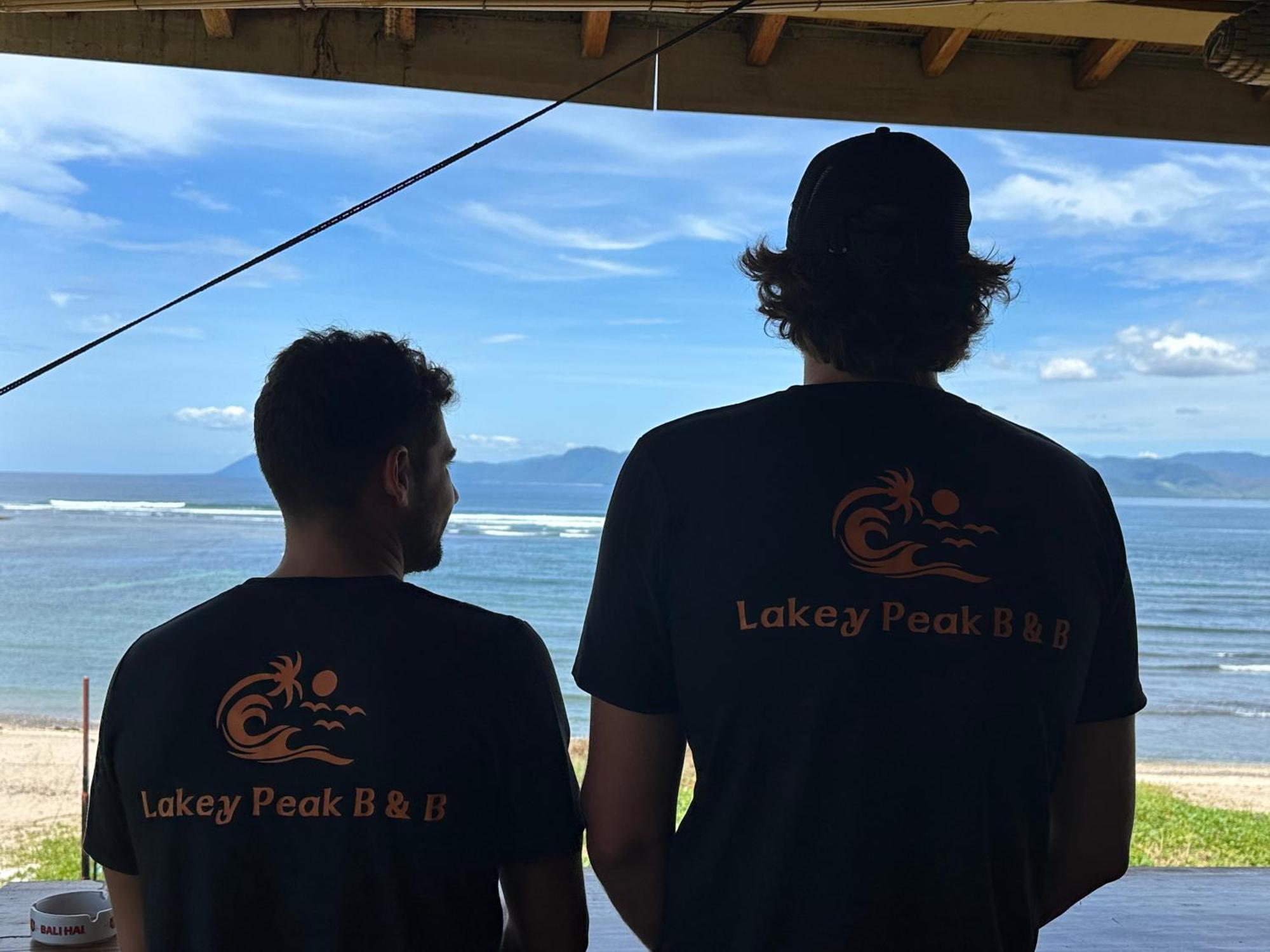 Lakey Peak B And B Huu Exterior photo
